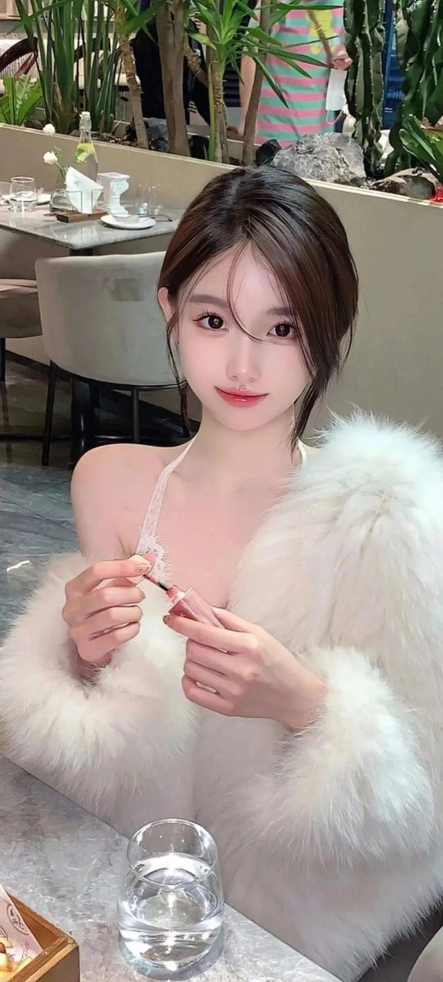 /public/uploads/4b6706c73dbb4d761350d44e/2025/06/19/8a482d1d97b5adb341c95caa.jpg