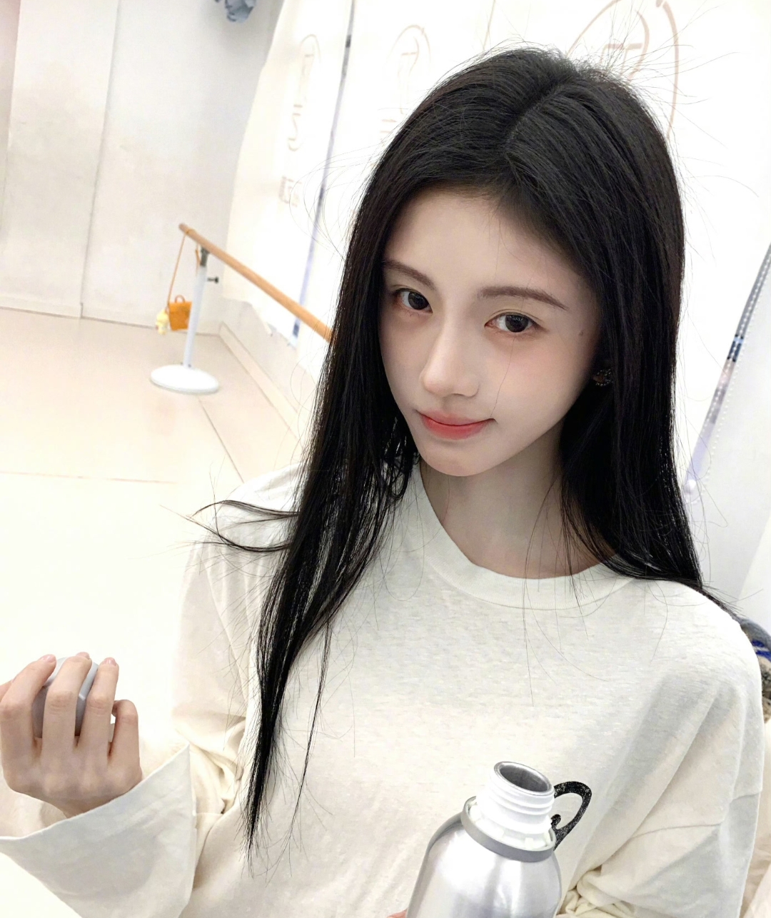 /public/uploads/4b6706c73dbb4d761350d44e/2025/06/24/5048ca7d67f21d0d9dc8d972.jpg